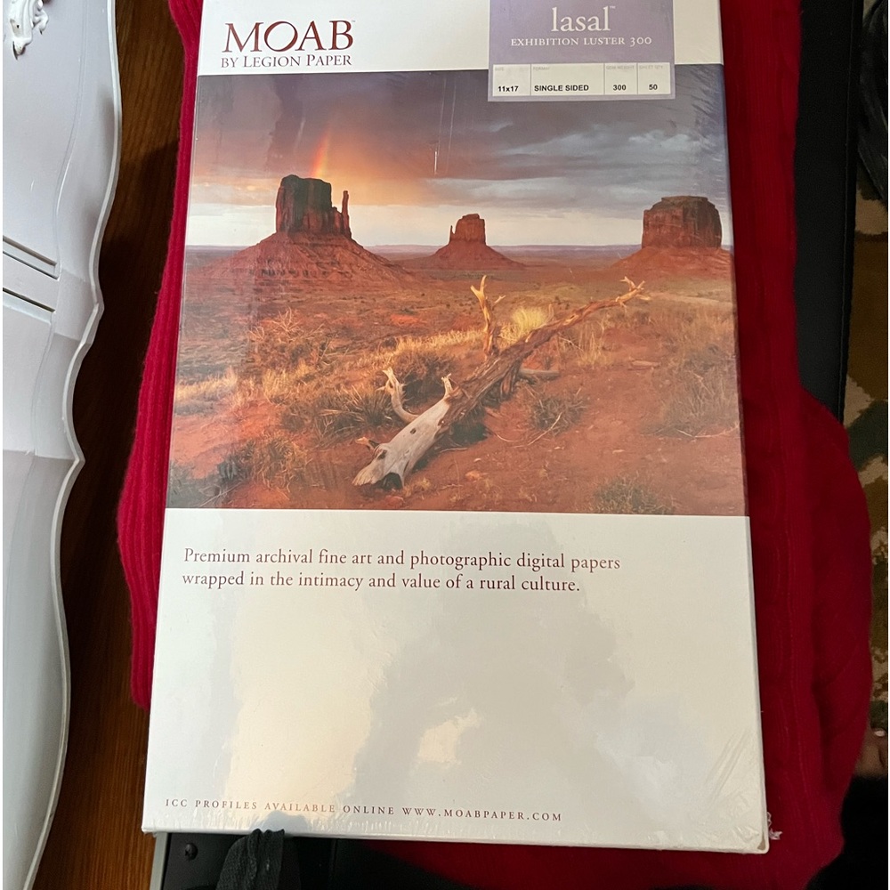 Photographic digital paper- New unopened 50 sheets 11x17